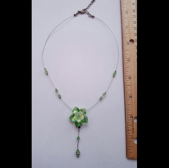Flower bead necklace - Picture 2 of 12